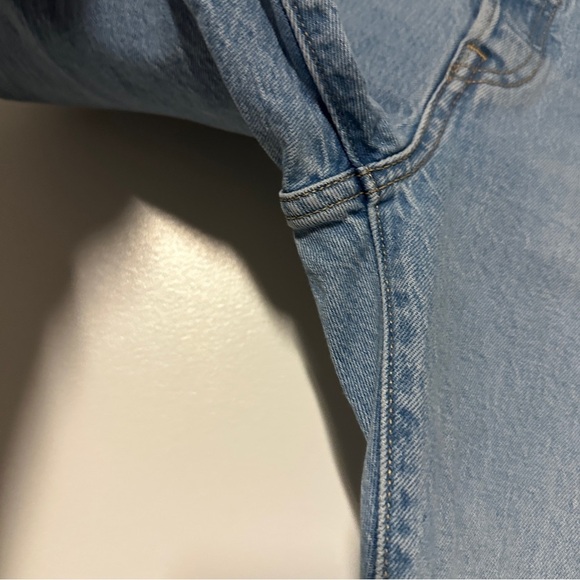 Levi's Women's Wedgie Fit Straight Leg distressed Jeans Size 25 - Picture 7 of 11